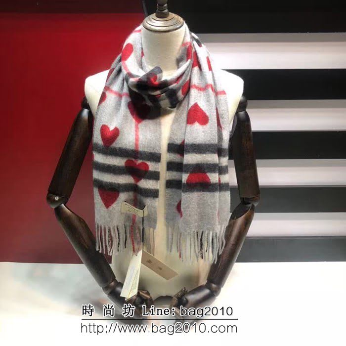 BURBERRY巴寶莉 B家原單經典爆款 桃心雙面羊絨圍巾 親子款 LLWJ6072